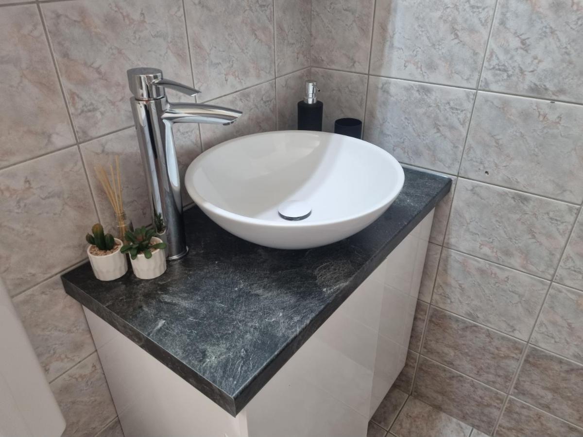 Apartma Lumas Копер Екстериор снимка